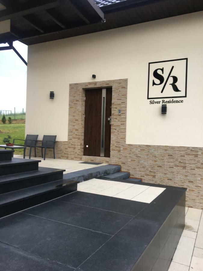 Silver Residence รับกา ภายนอก รูปภาพ